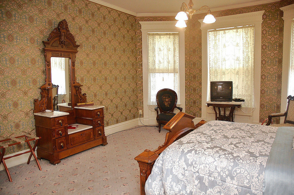 The Grand Anne Bed And Breakfast Keokuk Esterno foto